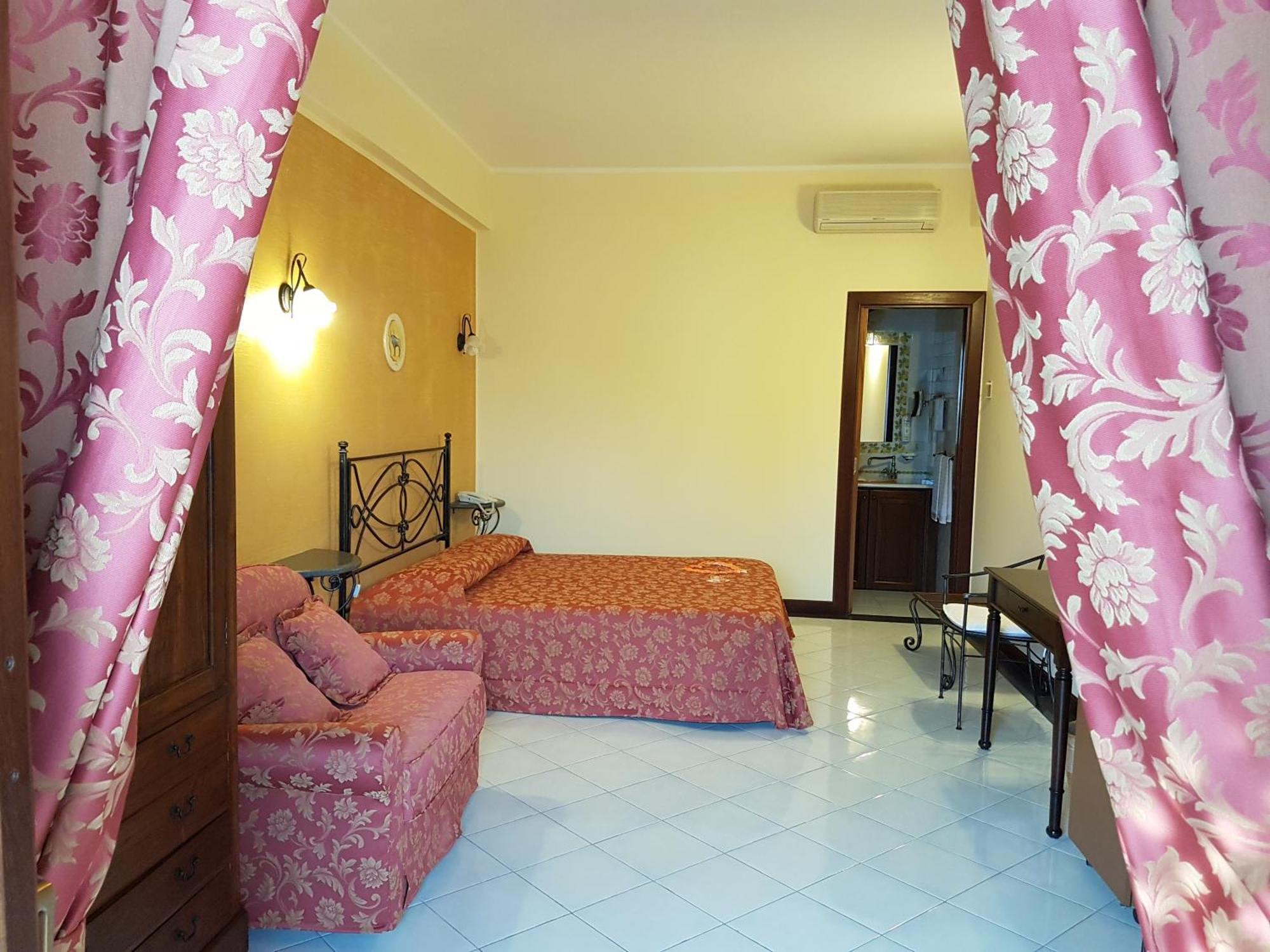 ליפארי Hotel A Pinnata מראה חיצוני תמונה